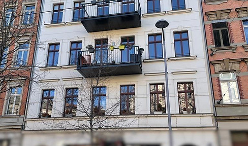Wohnen mit Charakter: 4-Zimmer-Wohnung in Leipzig-Schleußig