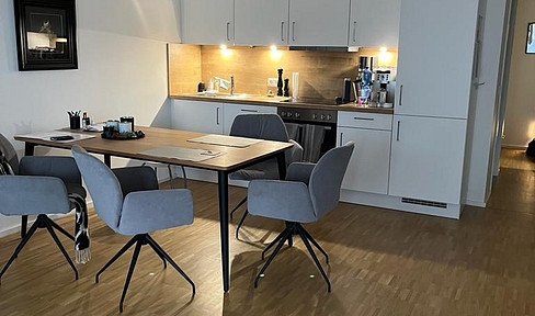 Modern wohnen, zentral leben – 2 Zimmer mit Dachgartenblick HC18