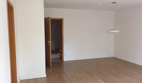 Apartment with balcony and views of greenery for sale, ideal as an investment property.