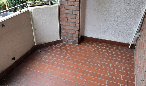 Sofort verfügbare 2-Zimmer Wohnung in zentraler Lage mit Balkon