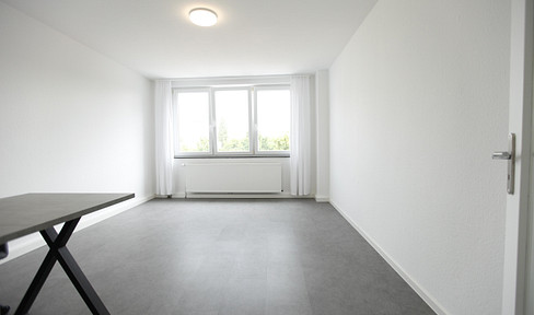 Beautiful 2.5-room apartment (near Hannover University) + optional garage.