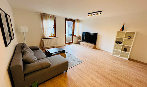 Helle 3,5-Zimmer-Wohnung mit Balkon und Tiefgarage