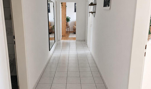2-room apartment - 80 square meters - located in the city center - 200 meters from the lake - available from September 1st, 2026.