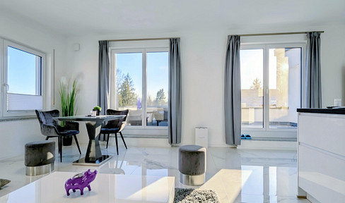 Hochwertig voll möblierte 2-Zimmer-Wohnung mit Dachterrasse, Tiefgarage & Garten in München Nord