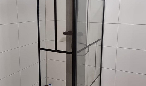 Wohnen wie im eigenen Haus – ETW mit eigenem Eingang, großem Grundstück und viel Potenzial