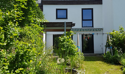 NEUKEFERLOH - Hübsches Reihenmittelhaus in idyllischer Lage - 5 Zimmer + Hobbyraum und Garage