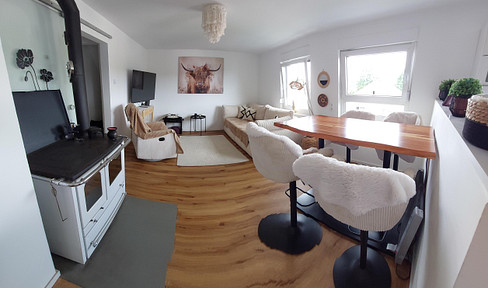 Wohnen wie im Haus: 4,5-Zimmer-Maisonette mit Garten, Sauna, Garage und Aussicht bis zum Funkturm
