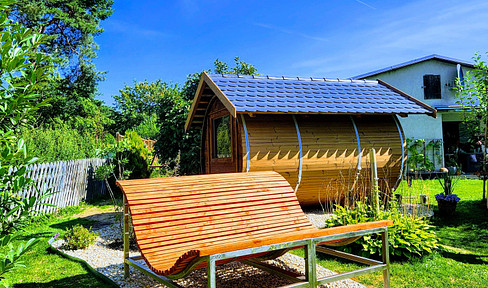 Grüne Oase im idyllischen Zernsdorf auf 1130qm mit Teich, Sauna und Gewächshaus