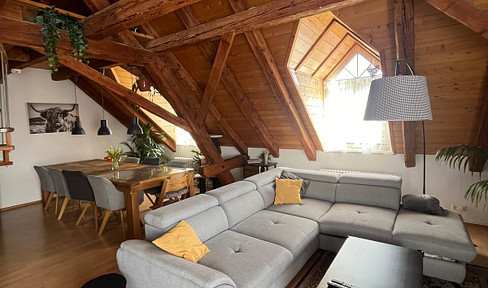 4.5-room maisonette apartment.