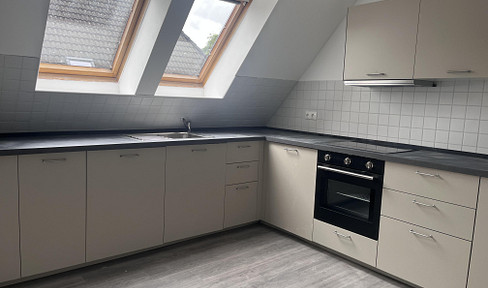 3-Zimmer-Wohnung im Zweifamilienhaus in ruhiger Wohnlage
