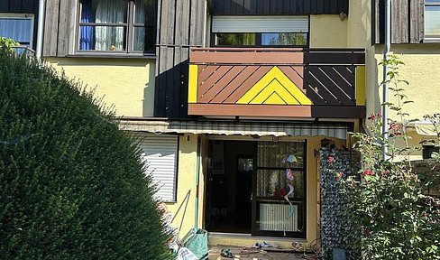 Terraced house in a prime location, Puchheim, near the train station.