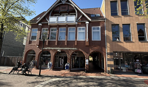 Exclusive penthouse apartment with a rooftop terrace, located in the best downtown area of Rotenburg (Wümme).