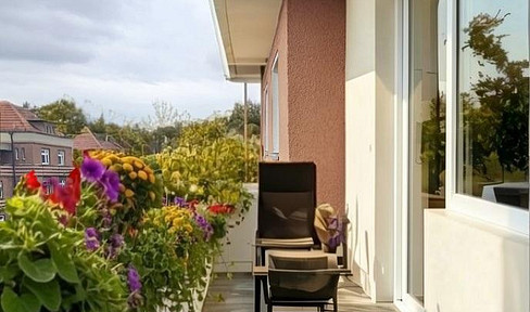 Von Privat! Perfekt vermietete Wohnung, 2ZKB, gr. Balkon mit herrlichem Weitblick