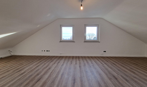 Großzügige 1-Zimmer-Dachgeschoss in Leverkusen-Opladen