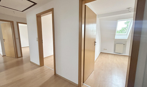 5-room apartment for a family, located in the heart of the city.