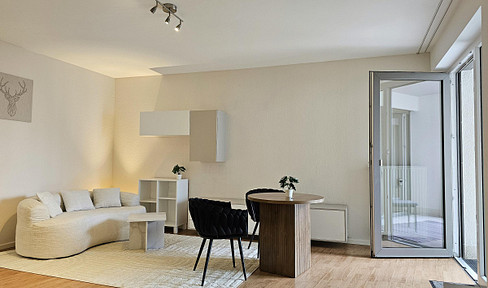 Available immediately | 2-room apartment with balcony & furnished | Built in 2017 | No agency fees | Adlershof.