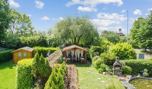 2.5-room maisonette apartment, no real estate agent fees.