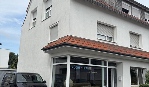 Versatile office and commercial space with an optional double garage.