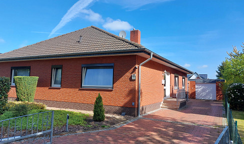 Einfamilienhaus / Bungalow in Sudweyhe mit großem Garten, provisionsfrei