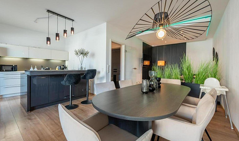Ground-floor apartment with direct Weser River views, no steps – currently used as a vacation rental.