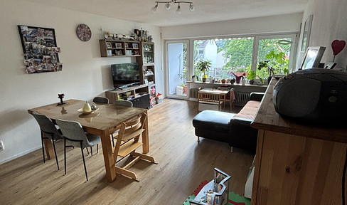 Renovierte 4-Zimmer-Wohnung in Roth - perfekt für die Familie --PROVISONSFREI--