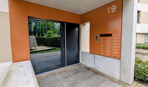 Modern 2-room apartment with garden access, near the Rhine – Accessible living in Cologne-Bayenthal.