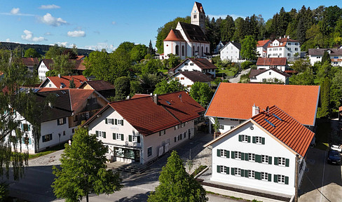 Wohnen im liebevoll sanierten Bauernhaus mit historischem Flair
