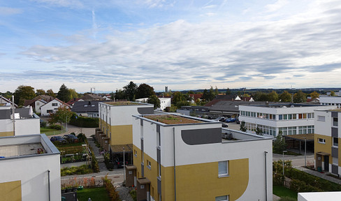 4-room apartment with a 14 square meter southwest-facing terrace, and 2 parking spaces in an underground garage, including a charging station.