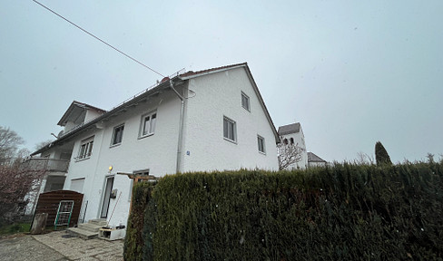 Accommodation for up to 11 craftspeople, 5 minutes from the A92 motorway, near the airport.