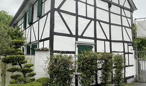2 Zimmer im Fachwerkhaus an der Itter, 1 Pers., Gemeinschaftsküche, Garten, 1.099 €