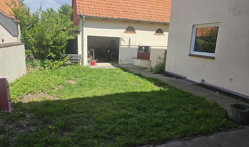 kleine 1-Zi-Whg. mit Rasenfläche im Hinterhof
