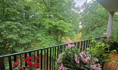 ***Prime location in "Parkstadt Leipzig" with unobstructed views of the park.***