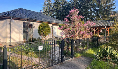 Like-new bungalow in Neuenhagen, near Berlin (Hoppegarten).