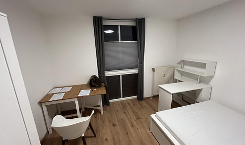 Student apartment, partially furnished, with fitted kitchen.