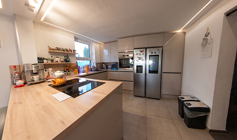 Modernized family home with a pool, sauna, smart home features, and a photovoltaic system.