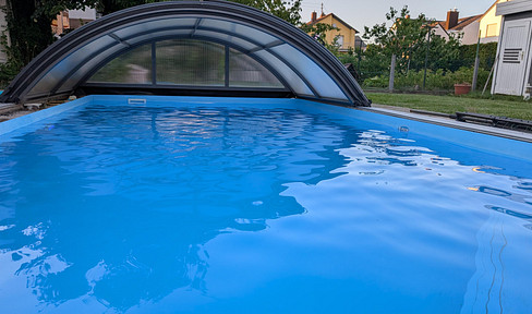 Modernisiertes Familienhaus mit Pool, Sauna, Flächenkühlung/Heizung, Smart Home & PV-Anlage