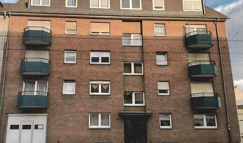 Apartment/Condominium.