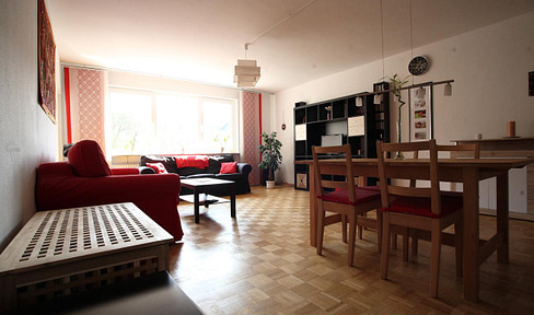 3-room apartment in the Martinsviertel district.