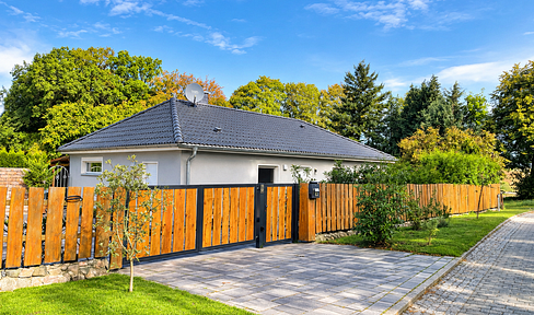 Neuwertiges Einfamilienhaus in traumhafter Naturlage