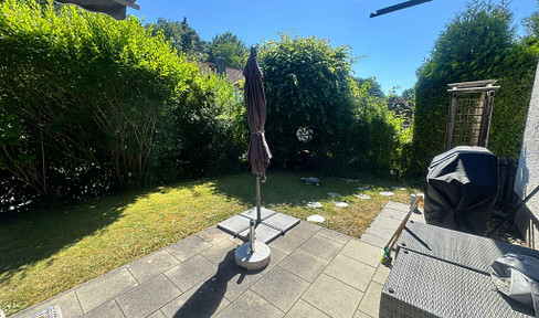 Großzügige Erdgeschosswohnung (119 m²) mit Garten, Garage & Hobbyraum, und Keller.