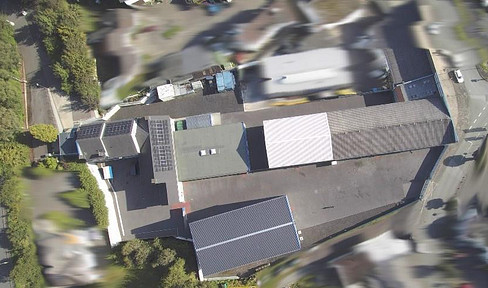 Commission-free: Commercial property in Arnsberg - warehouses, workshops, offices.