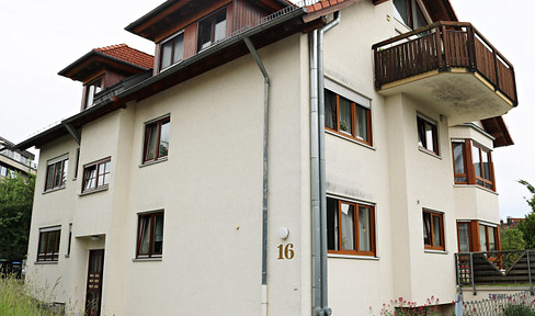 2-Zimmer Dachgeschosswohnung im 5 Parteienhaus