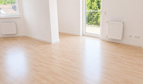 84 m² DG-Wohnung, Balkon, Klima, Erstbezug nach Renovierung!