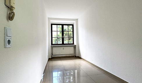 Modern, renovated 2-room apartment in the basement of a building, located in Duisburg.