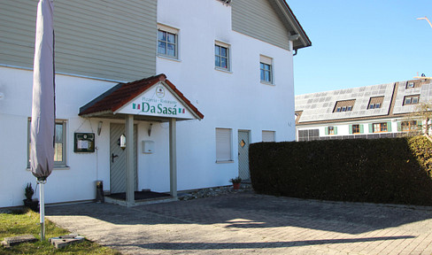 Versatile ground-floor unit with an exclusive garden area and flexible usage options.