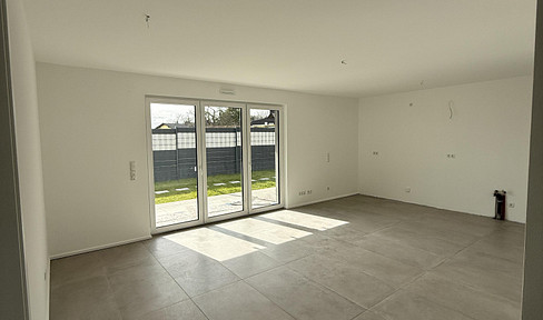 Moderne 3,5 ZKB Wohnung mit Terrasse & Gartenanteil