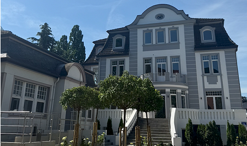 Senioren Residenz Betreutes Wohnen 2 Zi. mit Balkon in san. Jugendstilvilla in Bad Nenndorf Kurpark