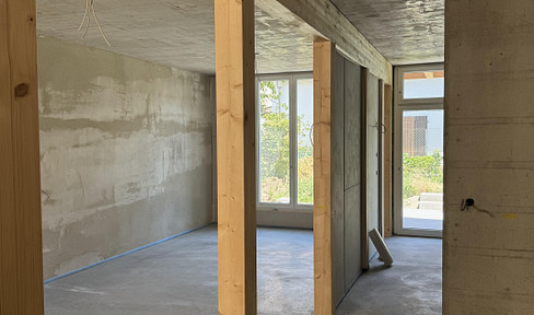 Architekten-Loft mit großer Terrasse und Garten: Erstbezug 01.08