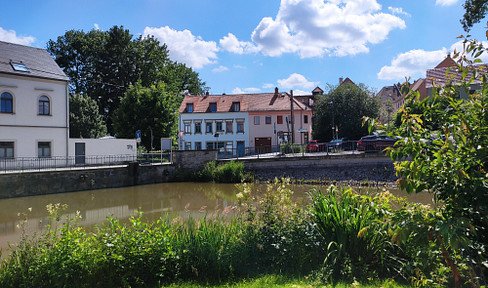 Denkmalgeschütztes Wohn- und Geschäftshaus direkt gegenüber dem Schloss Klippenstein
