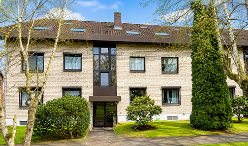 Bright 2-room apartment with balcony, cellar, and parking space.